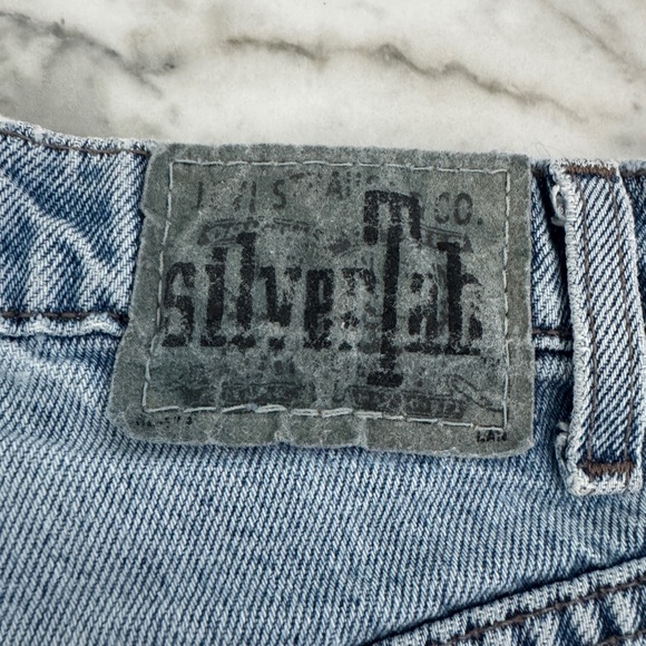 Vintage Silver Tab Levi denim shorts - Picture 5 of 10